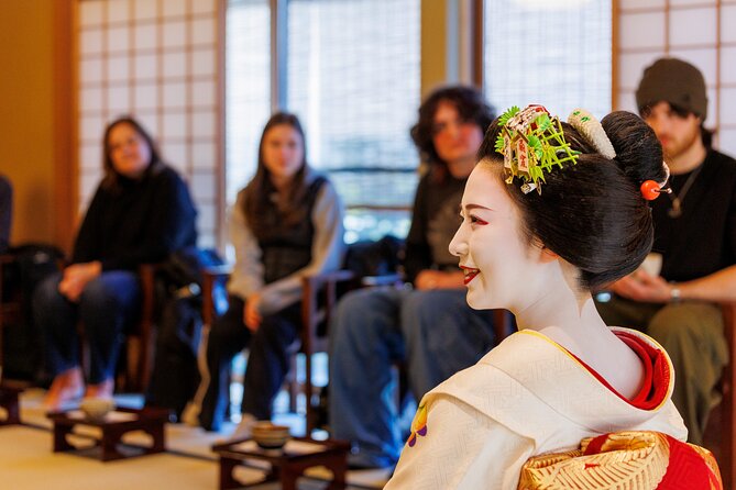 Kyoto: Meet the Geisha Maiko with Gion Walking Tour - Why Meeting a Maiko Beats Chasing One