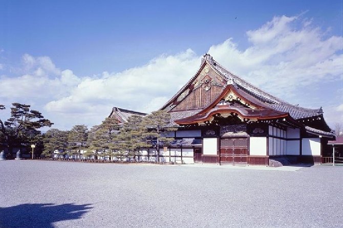 Kyoto Morning Tour from Kyoto or Osaka - Nijo Castle: shogun power in wood and gold