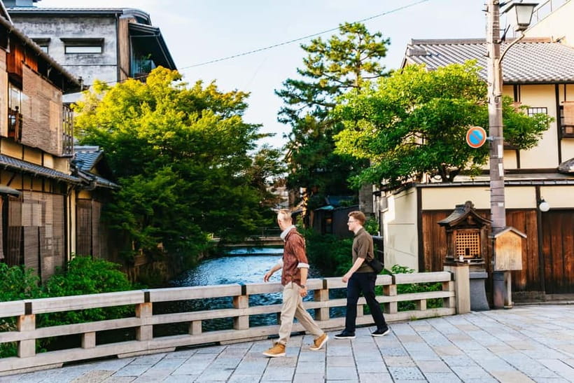 Kyoto Night All-Inclusive Eats and Streets, Gion and Beyond - First restaurant: small plates and a first drink