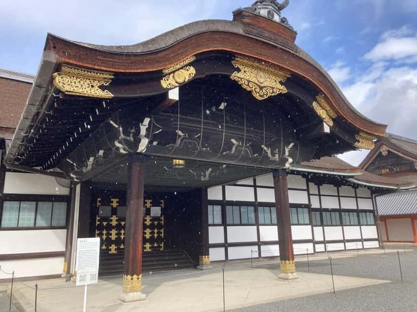 Kyoto: Nijo Castle and Kyoto Imperial Palace Guided Tour - Who should book this Kyoto tour?