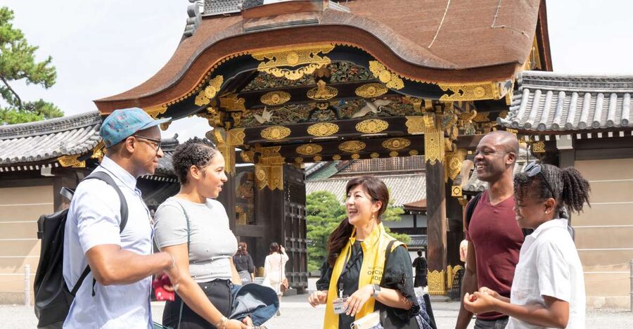Kyoto: Nijo-jo Castle and Ninomaru Palace Guided Tour - Key points before you book