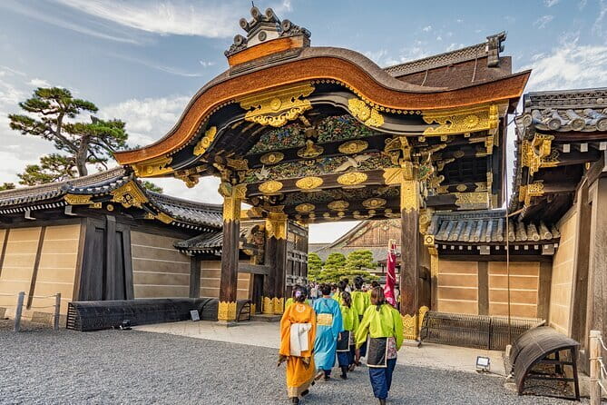 Kyoto: Nijo, Kinkaku-ji, Arashiyama, Kiyomizu & Fushimi Inari - Key points before you book