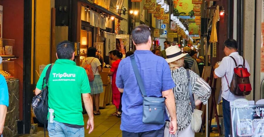 Kyoto: Nishiki Market and Depachika Food Tour with a Local - The best reasons to book this food walk