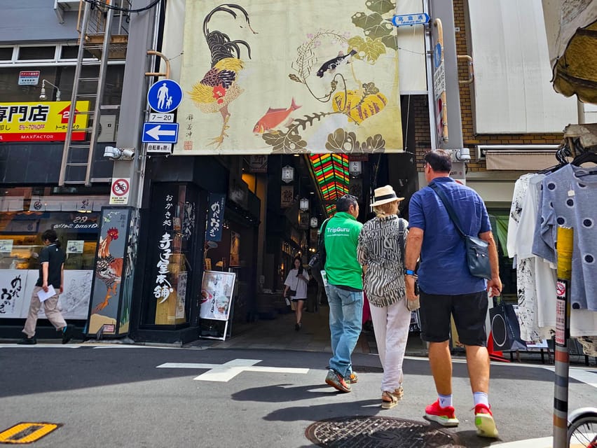 Kyoto: Nishiki Market and Depachika Food Tour with a Local - Nishiki-Tenmangu Shrine offers a quiet pause