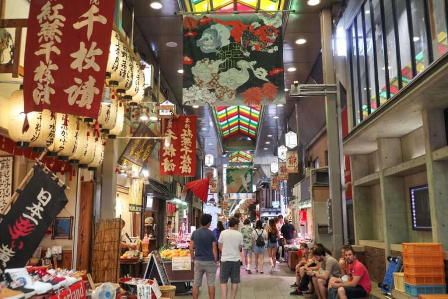 Kyoto: Nishiki Market Brunch Walking Tour-7 Tastings+Brunch - Pontocho in the morning