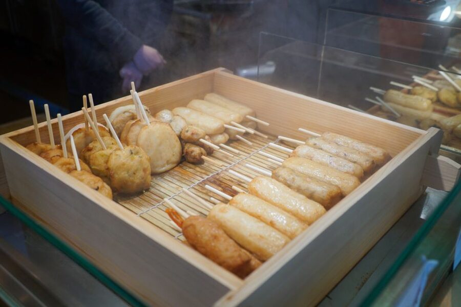 Kyoto: Nishiki Market Brunch Walking Tour-7 Tastings+Brunch - Two hours and 15 minutes inside Nishiki Market