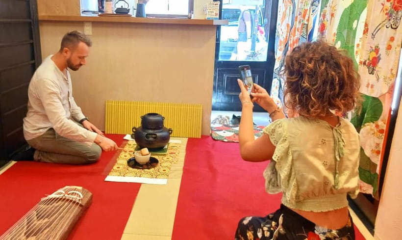 Kyoto: Nishiki Market Tea Ceremony with Koto Performance - Who should book this Kyoto experience?