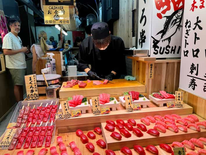 Kyoto: Nishiki Market Tour with a Local Foodie & Tastings - Teramachi Street before the food market