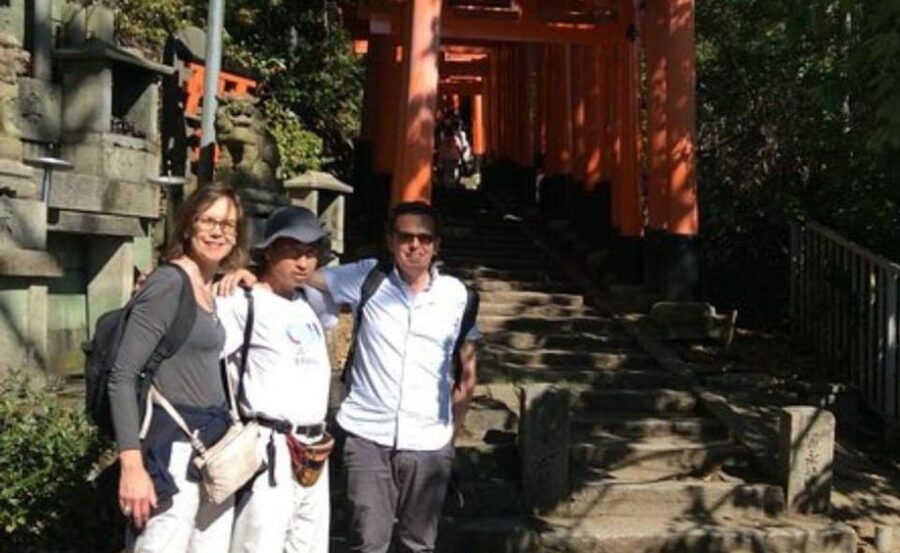 Kyoto : Private Custom Walking Tour With A Local Guide - Kiyomizu-dera, Sannenzaka, and Ninenzaka