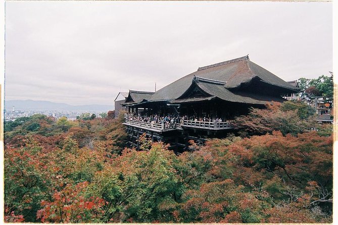 Kyoto Private Day Tour with English-Speaking Driver from Kyoto - Gion and the old streets of Higashiyama