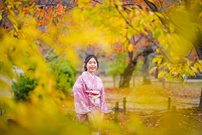 Kyoto Private Photo Shoot & Tour by SnapKyoto - Fushimi Inari and its famous torii gates