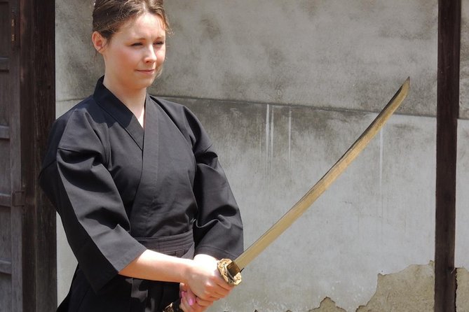 Kyoto Samurai Experience - Learning Bushido from an actual sword instructor