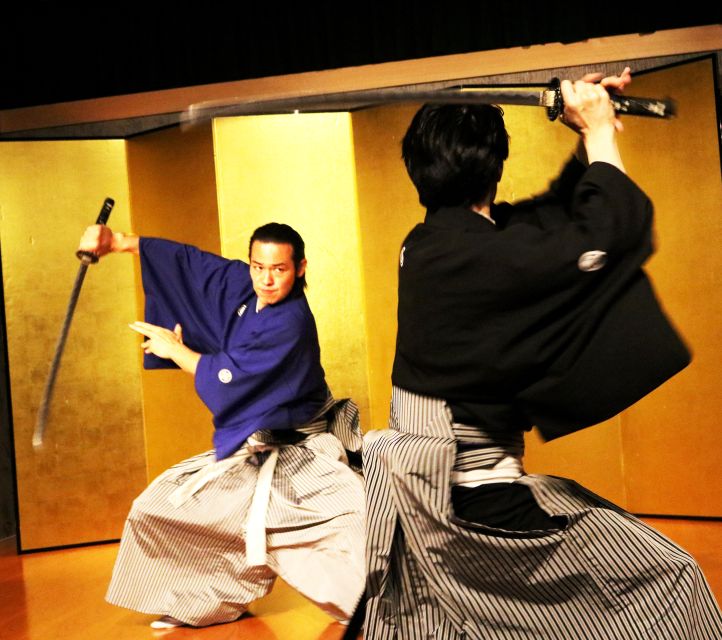 Kyoto: Samurai Kenbu Traditional Sword Dancing Show - Watching the Kenbu performances