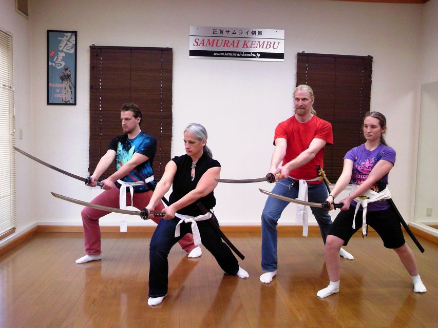 Kyoto: Samurai Sword Class by Experts in Traditional Arts - The short film and first lessons in respect