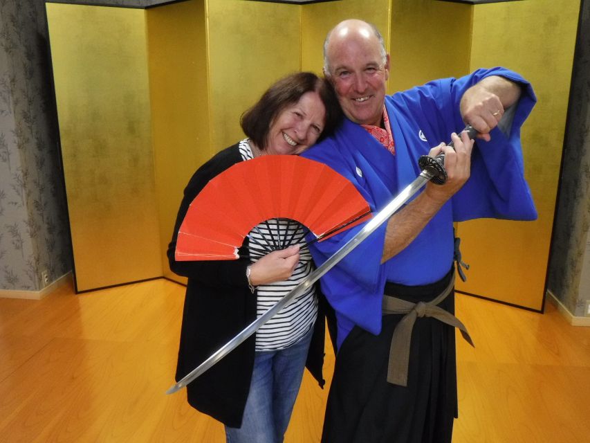 Kyoto: Samurai Sword Class by Experts in Traditional Arts - The photo session is better than a rushed snapshot