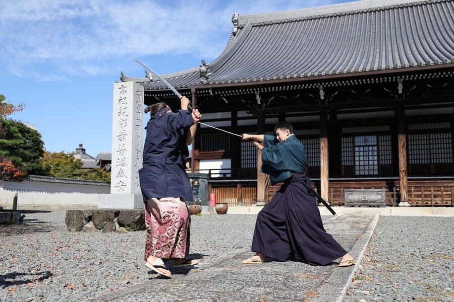 Kyoto: Samurai Sword & Kimono Action Filming Experience - Should you book this Kyoto experience?