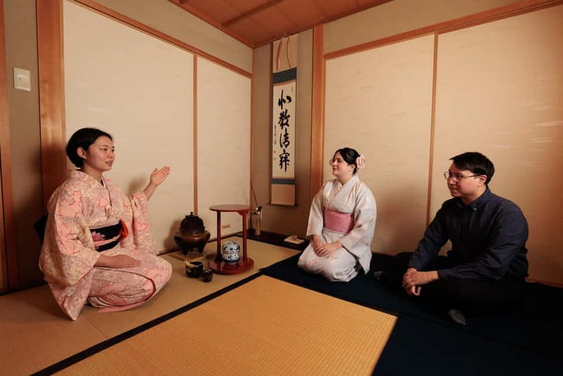 Kyoto: Tea Ceremony Experience - The first lesson: matcha, utensils, and the room