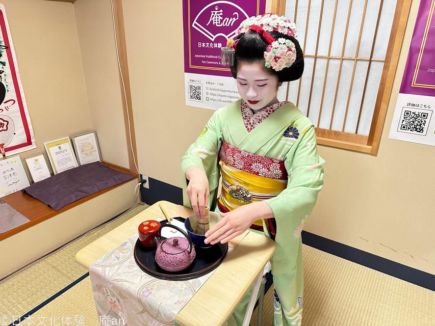 Kyoto: Tea Ceremony with Maiko Premium - Meeting a Maiko in Central Kyoto