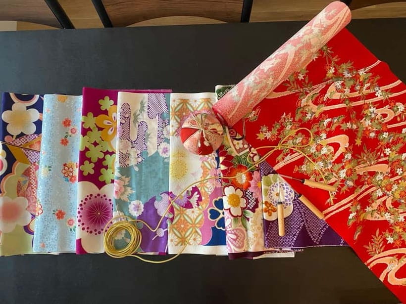 Kyoto: Traditional Kimono Fabric Handicrafts Workshop - A Calm Two Hours in a Traditional Shop