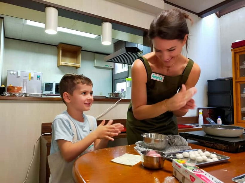 Kyoto: Wagashi (Japanese sweets) Cooking near Fushimiinari - Entering an authentic Japanese room