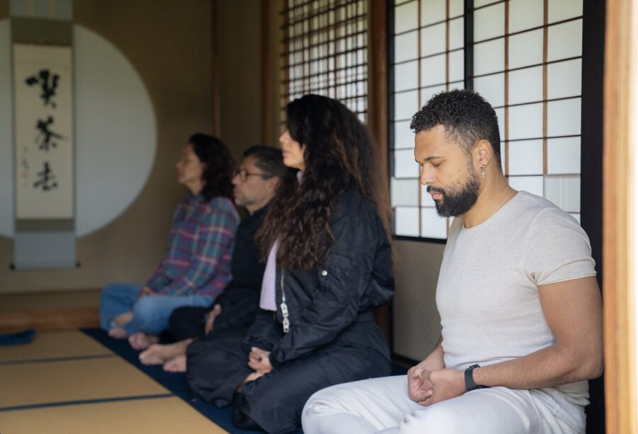 Kyoto: Zen Meditation at a Private Temple with a Monk - Practical tips for a calmer visit