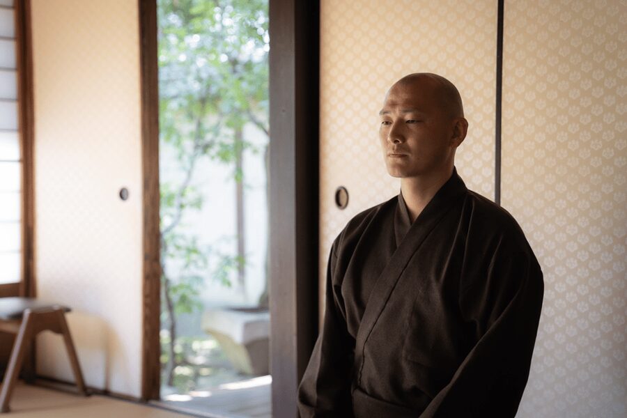 Kyoto: Zen Meditation at a Private Temple with a Monk - Tea, sweets, and an honest conversation