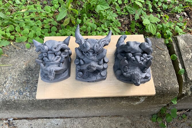 Let's make only one original onigawara in the world - Building the oni from one lump of clay