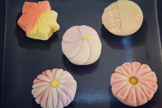 Make Traditional Nerikiri Sweets & Matcha experience in Shibuya - Fitting the class into a Tokyo day