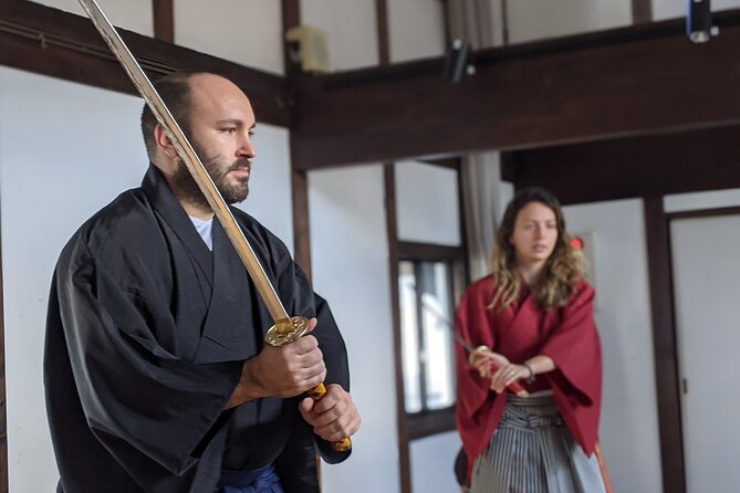 Matsumoto Castle Tour & Samurai Experience - Meeting at Matsumoto Station
