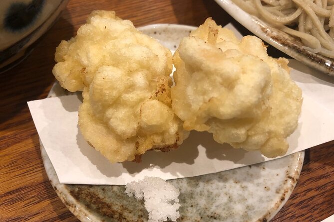 Mondo's most popular plan! Experience making soba noodles and the king of Japanese cuisine, tempura, in Sapporo! - The value of $85.79 per person