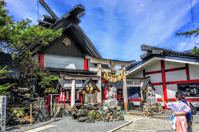 Mt Fuji and Hakone 1-Day Bus Tour Return by Bullet Train - Guides, group rhythm, and practical comfort