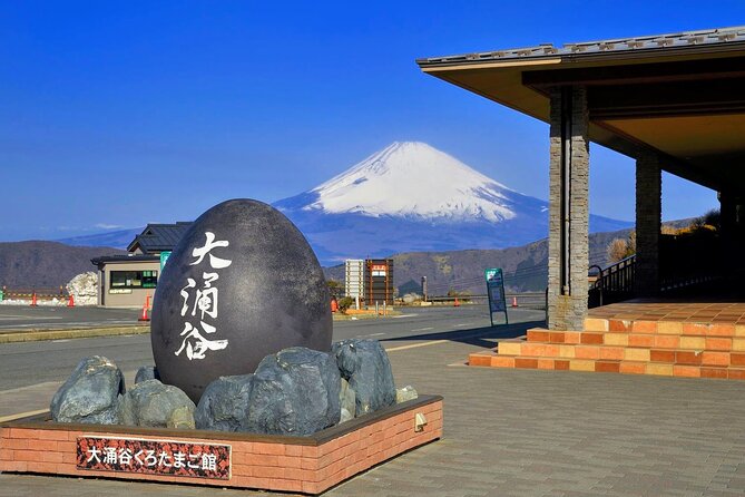 Mt Fuji and Hakone 1-Day Bus Tour Return by Bus - Lake Ashi: a cool and calming half hour