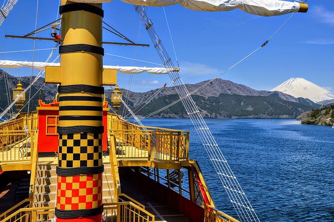 Mt Fuji and Hakone 1-Day Bus Tour Return by Bus - The guides can make or break the day