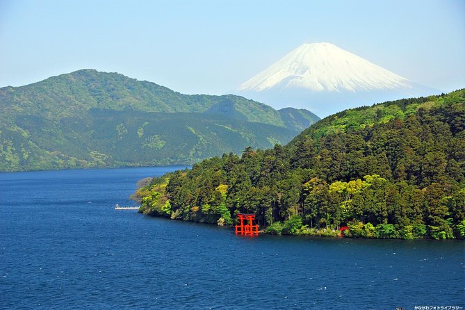 Mt. Fuji and Hakone Day Trip From Tokyo with Bullet Train Option - Why this day trip works for a first visit