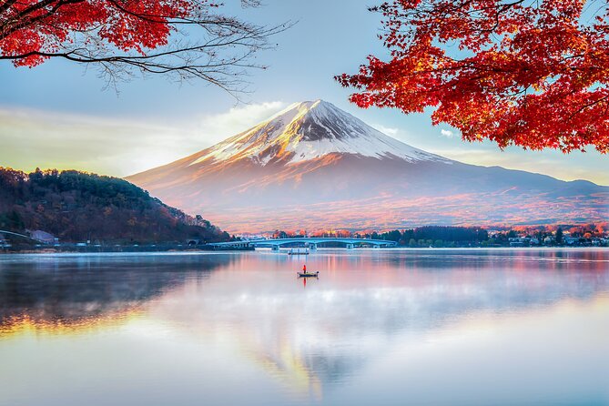 Mt Fuji Customizable Private Tour English Speaking Driver Pick-up - Chureito Pagoda at Arakura Fuji Sengen Shrine