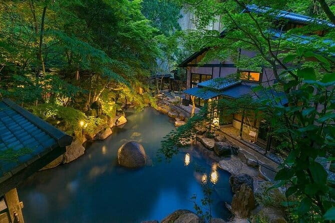 Mt. Fuji Day tour: Kawaguchi Lake Ropeway, Matcha, Oshino Hakkai - Oshino Hakkai: springs, old houses, and a better sense of place