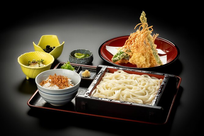 Mt. Fuji & Hakone: Fuji Sengen Shrine, Cruise, and Ramen-Making - Arakura Fuji Sengen Shrine and the pagoda climb