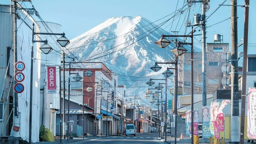 Mt Fuji Top 5 Spots Day Tour: Arakurayama Park,Oshino Hakkai - The five things worth knowing first