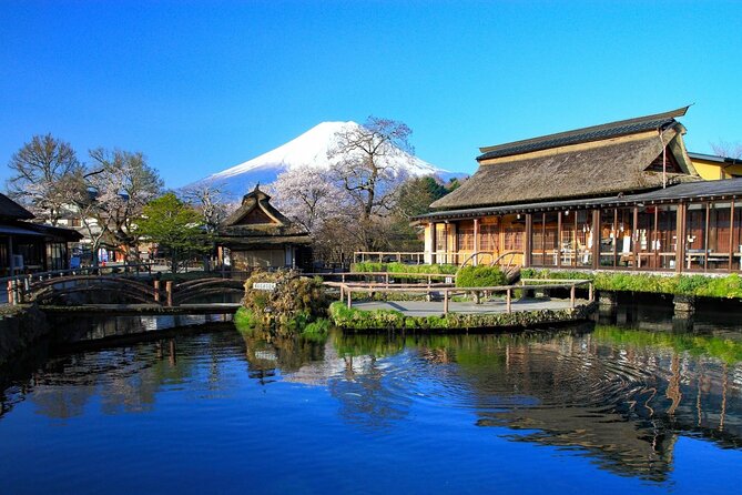Mt. Fuji Tours with Kawaguchi Lake Ropeway View English Speaking - Lake Kawaguchiko and the matcha experience