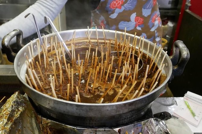 Nagoya Street Food Walking Tour of Osu - What the private format changes