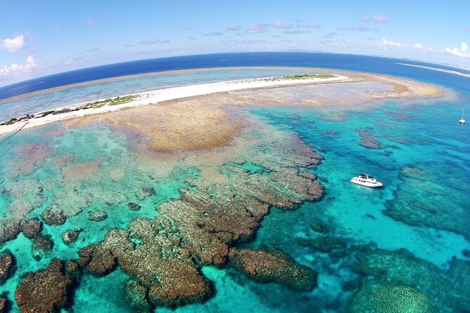 Naha: Full-Day Snorkeling Experience in the Kerama Islands, Okinawa - Lunch, drinks, towels, and the small comforts