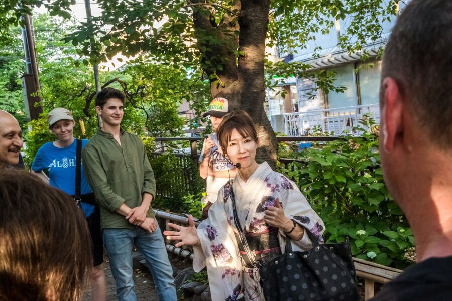 Night Walk in Gion: Kyoto's Geisha District - Why the guide matters so much