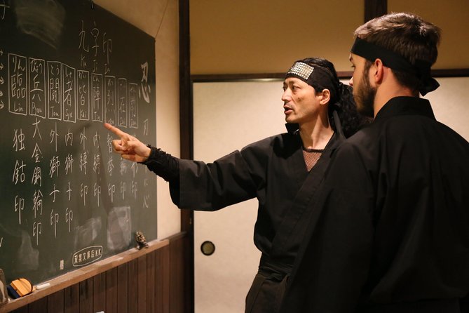 Ninja 1-hour Hands-on Lesson by Japanese master in Kyoto -Entry - Learning the ninja walk