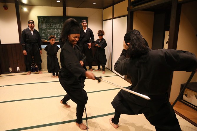 Ninja 1-hour Hands-on Lesson by Japanese master in Kyoto -Entry - The ninja trick house and secret mechanisms