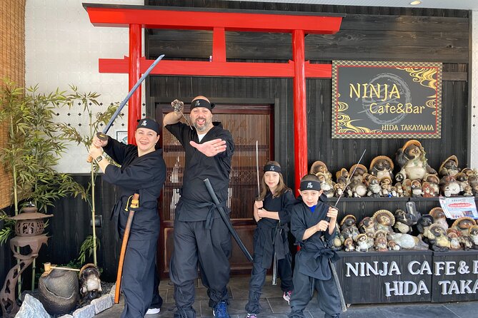 Ninja Experience in Takayama - Basic Course - Changing into a ninja outfit