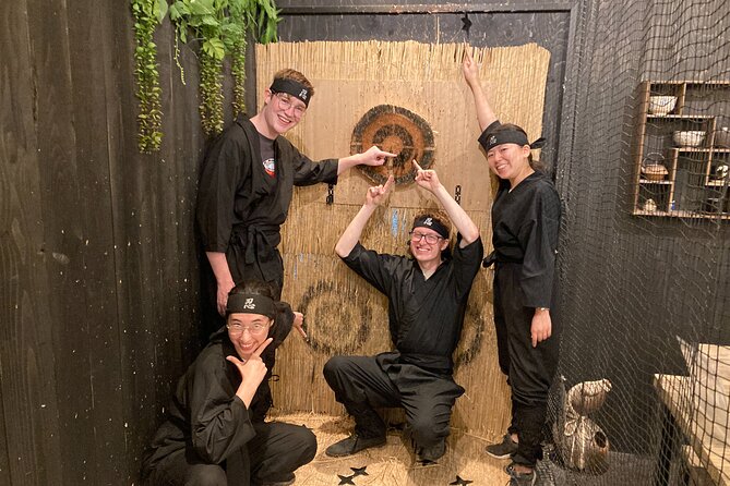 Ninja Experience in Takayama - Basic Course - Trying the blowpipe and replica sword
