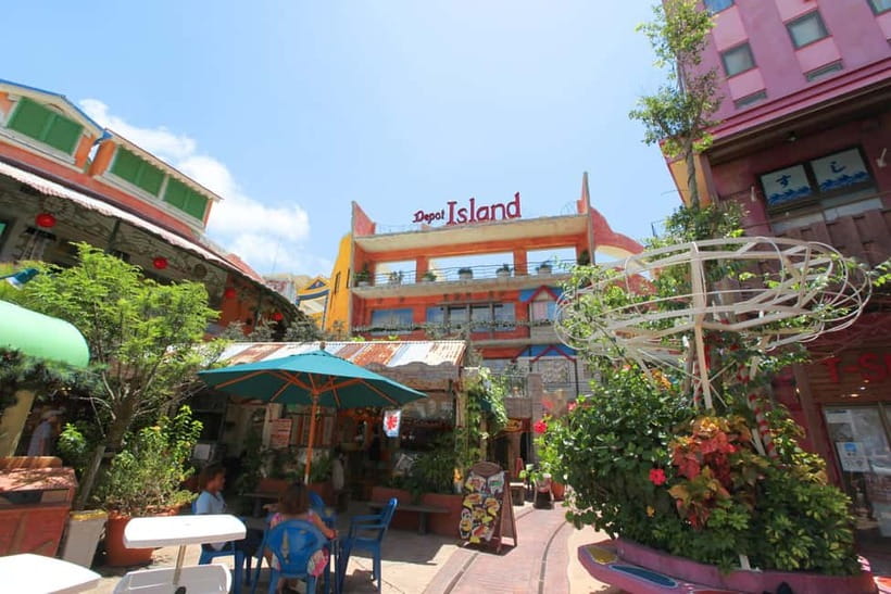 Okinawa Churaumi or Tropical, Kouri American Village BusTour - What the bus ride is really like