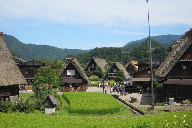 [One-day bus tour departing from Kanazawa Station] Shirakawa-go and Gokayama - Two World Heritage Villages Enjoyable Bus Tour - Gokayama Ainokura: the quieter second village