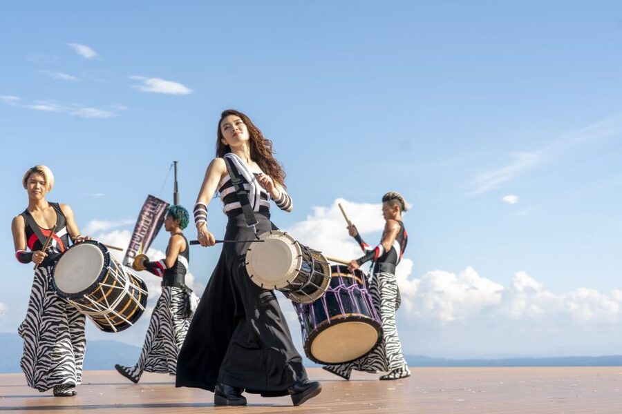 Open-air theater "Tao- no-Oka" Drum TAO Live performance - A practical plan for your visit