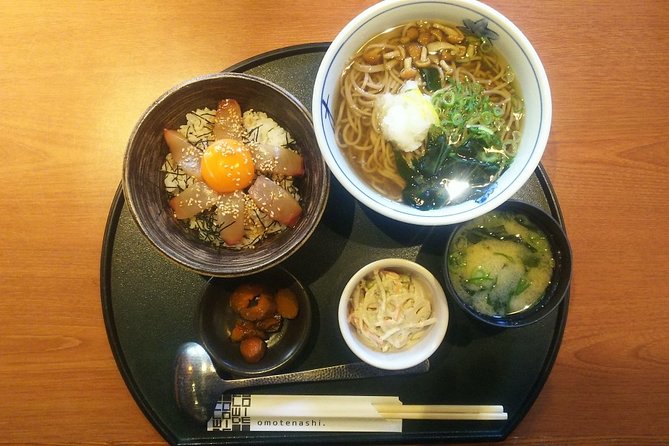 Osaka Dotonbori Daytime Food Tour - Sennichimae Doguyasuji and the tools behind Osaka food